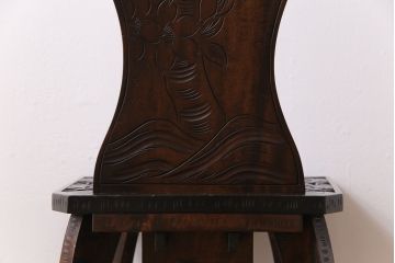 中古　伝統工芸　軽井沢彫り 華やかさが際立つダイニングチェア(2)