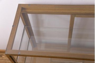 レトロ家具　昭和中期　ナラ材　レトロな雰囲気が味のあるガラスケース(陳列棚、飾り棚)