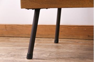 レトロ家具　昭和中期　ナラ材　レトロな雰囲気が味のあるガラスケース(陳列棚、飾り棚)