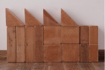 アンティーク雑貨　昭和レトロ　大きな積み木セット【マルチ/16ヶ組】(飾り台、花台、ディスプレイ雑貨)(2)