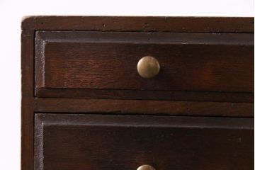 レトロ家具　昭和初期　古い木の質感が味わい深いレトロな小引き出し(小物収納、卓上収納)