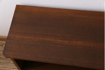 レトロ家具　昭和中期　レトロシックな雰囲気漂うローボード(収納棚、飾り棚)