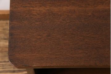 レトロ家具　昭和中期　レトロシックな雰囲気漂うローボード(収納棚、飾り棚)