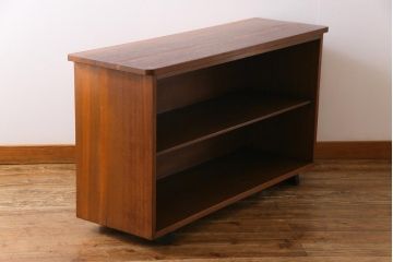 レトロ家具　昭和中期　レトロシックな雰囲気漂うローボード(収納棚、飾り棚)