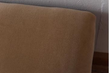 アンティーク家具　和製アンティーク　栓材　大正ロマンの雰囲気溢れるクッションベンチ(長椅子)