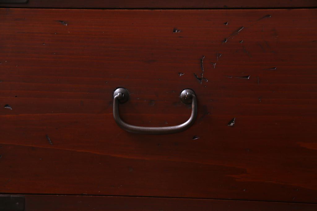 アンティーク家具　昭和初期　ヒノキ材　脚付リメイク　情緒あふれる箪笥リビングボード(チェスト、衣装箪笥)