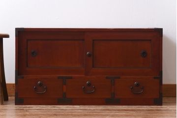 アンティーク家具　昭和初期　ヒノキ材　和の趣き溢れる上品な箪笥ローボード(収納棚、引き出し、リビングボード)