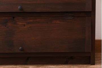 アンティーク家具　リメイク品　前面松材　古材の風合いが味わい深いパタパタ扉のキャビネット(戸棚、下駄箱、収納棚)