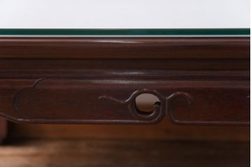 中古　大阪唐木指物　カリン材　つややかな漆塗りと品のよい装飾の座卓(ローテーブル、花梨材)(定価約90万円)