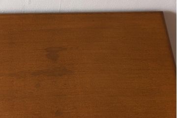 ビンテージ　神戸洋家具　組み立て式　凝った取っ手がシックな印象を与えるナラ材のワークデスク(両袖机、在宅ワーク、在宅用)