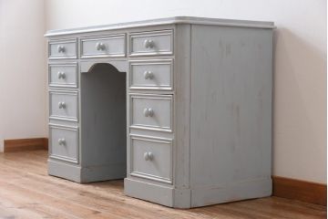 ペイント家具　パイン材　淡いペイントが愛らしいフランスアンティークのドロワー付きデスク(ワークデスク、在宅ワーク、在宅用、作業台、両袖机)