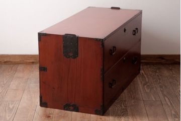 アンティーク家具　昭和初期　ヒノキ材　上品な雰囲気あふれる箪笥ローボード(チェスト、リビングボード、衣装箪笥)