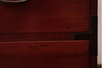 アンティーク家具　昭和初期　ヒノキ材　上品な雰囲気あふれる箪笥ローボード(チェスト、リビングボード、衣装箪笥)