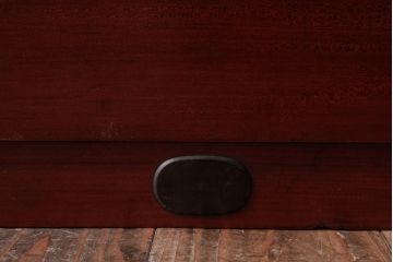 アンティーク家具　昭和初期　ヒノキ材　上品な雰囲気あふれる箪笥ローボード(チェスト、リビングボード、衣装箪笥)