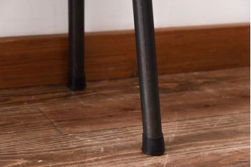 和製アンティーク　リメイク　ケヤキ材一枚板　味のある座面が魅力の鉄脚ベンチ(板座チェア、椅子)