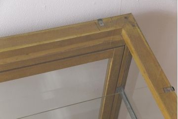 レトロ家具　昭和中期　ナラ材　レトロであたたかみのある雰囲気のガラスケース(陳列棚、飾り棚)