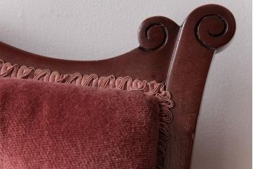 アンティーク家具　フランスアンティーク　マホガニー材　チッペンデール様式　優雅な佇まいのアームチェア(1人掛けソファ)