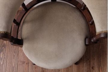 アンティーク家具　イギリスアンティーク　マホガニー材　重厚感と貫禄のあるキャスター付きチェア(アームチェア、椅子)