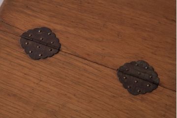 アンティーク雑貨　昭和レトロ　蓋付き収納部が備わった味わいのある小引き出し(小物収納)