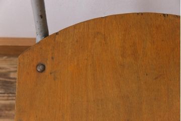 ヴィンテージ家具　イギリスビンテージ　ジャンク感が楽しめる使い込まれたスクールチェア(ワークチェア、板座チェア)(1)