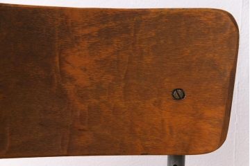 ヴィンテージ家具　イギリスビンテージ　メンズライクなアレンジにおすすめのスクールチェア(ワークチェア、板座チェア)
