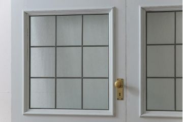 イギリスアンティーク　チーク材　両開き　シャビーシックな雰囲気がお洒落なペイント親子ドア(建具、木製扉)