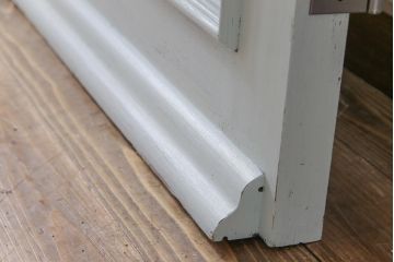 イギリスアンティーク　チーク材　両開き　シャビーシックな雰囲気がお洒落なペイント親子ドア(建具、木製扉)