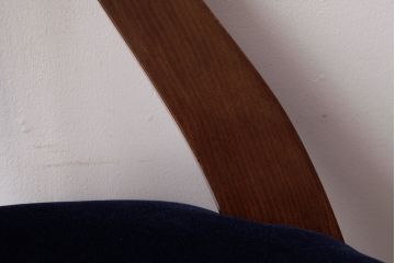 レトロ家具　ナラ材　透かし彫りが可愛らしいレトロな回転チェア(椅子)