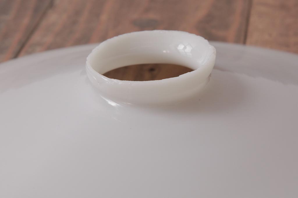 昔懐かしい白い平笠シェードの吊り下げ照明(天井照明、電笠)(3)