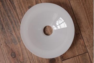 昔懐かしい白い平笠シェードの吊り下げ照明(天井照明、電笠)(3)