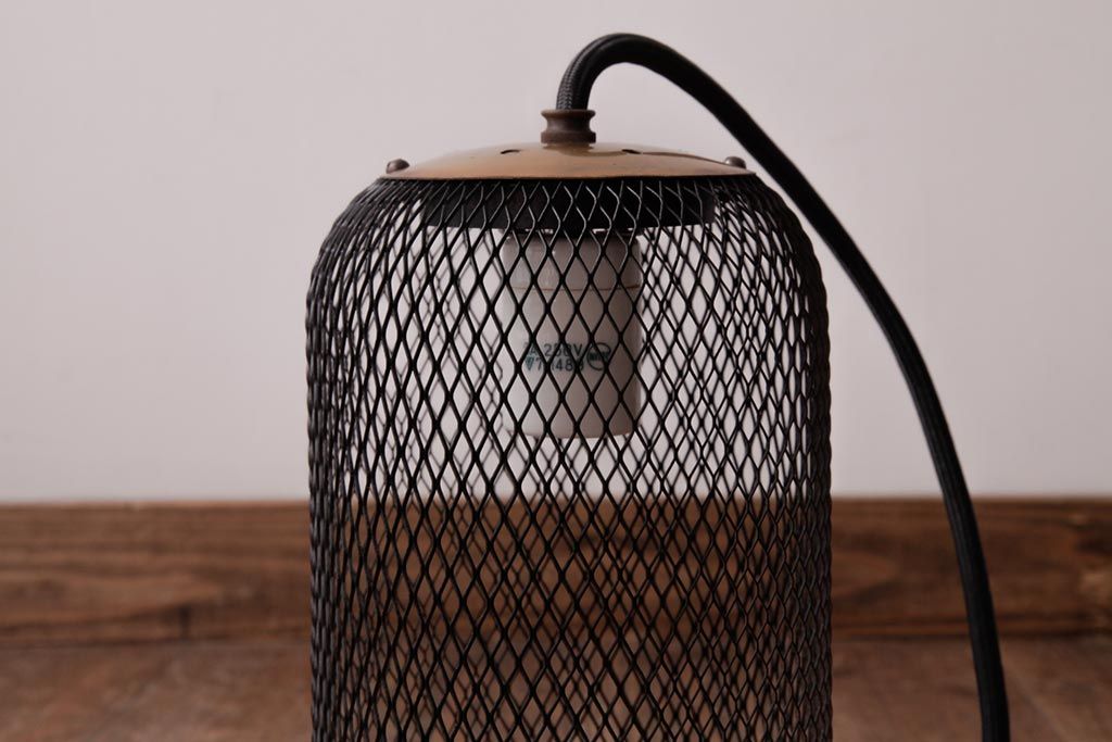 激レア品!　網目のデザインが格好いいアイアン製天井照明(吊り下げ照明)