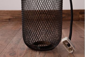 激レア品!　網目のデザインが格好いいアイアン製天井照明(吊り下げ照明)