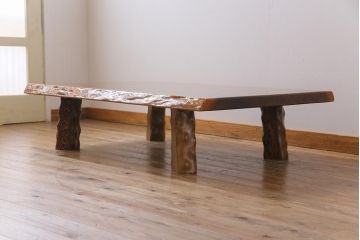 民芸家具　ビンテージ　鉄刀木(タガヤサン)　艶やかな質感と濃淡の杢目が美しいセンターテーブル(定価50万円)(座卓)