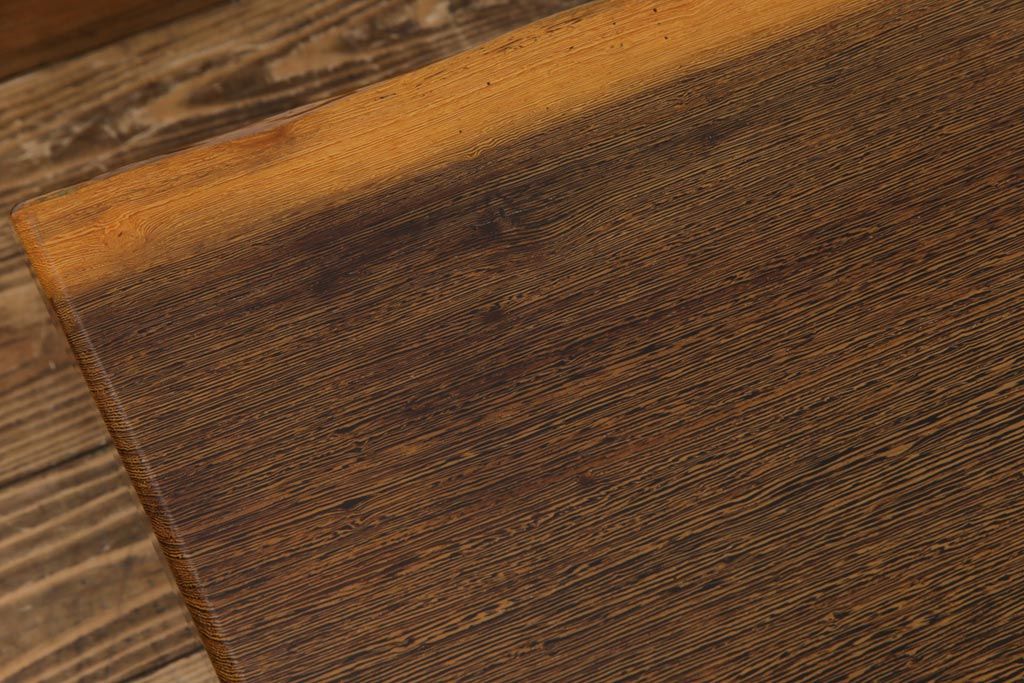 民芸家具　ビンテージ　鉄刀木(タガヤサン)　艶やかな質感と濃淡の杢目が美しいセンターテーブル(定価50万円)(座卓)