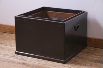 アンティーク雑貨　和製アンティーク　紫檀　美しい木味が楽しめる角火鉢(手あぶり、箱火鉢)