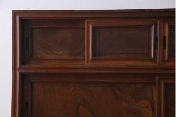 アンティーク家具　最高級　特別注文造り　三方ケヤキ無垢材の二段重ね水屋箪笥(茶箪笥、収納棚、食器棚)