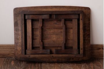 レトロ家具　昭和レトロ　丸みのある天板が愛らしさを加える角ちゃぶ台(座卓、ローテーブル)