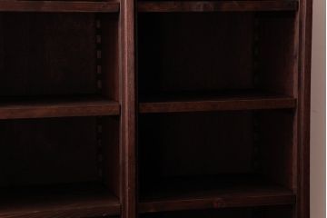 レトロ家具　昭和レトロ　脚付きリメイク　シンプルさと味わいが魅力のオープンラック(飾り棚)