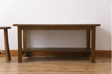 リメイク家具　ナラ材　素朴な木の風合いがレトロなセンターテーブル(ローテーブル、リビングテーブル、作業台)