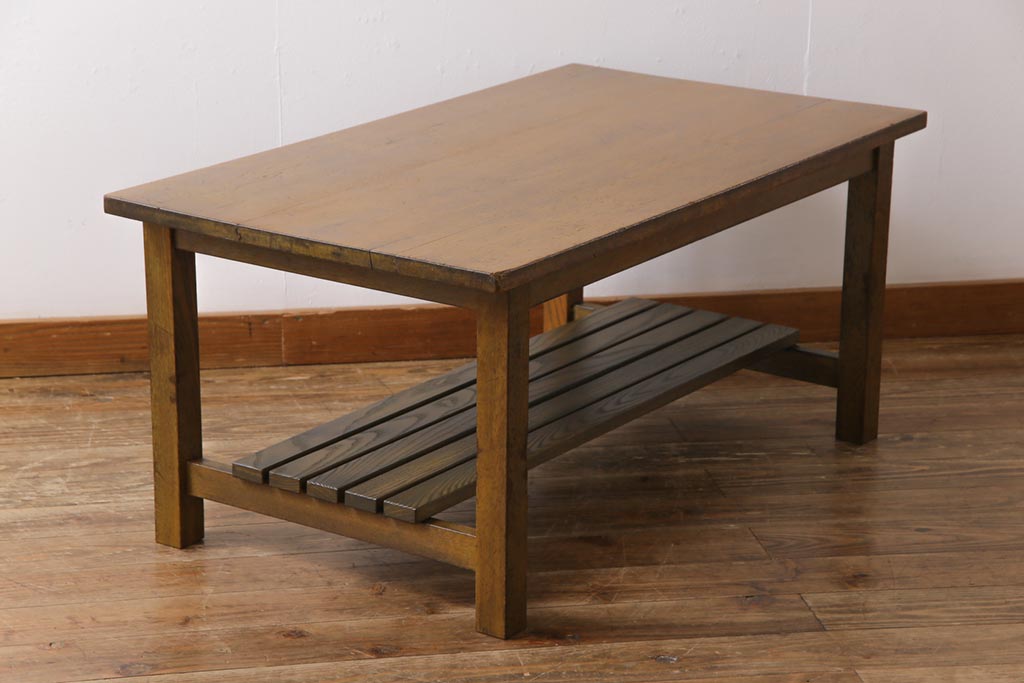 リメイク家具　ナラ材　素朴な木の風合いがレトロなセンターテーブル(ローテーブル、リビングテーブル、作業台)