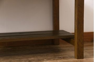 リメイク家具　ナラ材　素朴な木の風合いがレトロなセンターテーブル(ローテーブル、リビングテーブル、作業台)