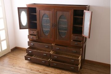 アンティーク家具　大正ロマン　上手物　結霜ガラスとダイヤガラスが上品な衣装箪笥(収納棚、引き出し、チェスト)