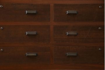 アンティーク家具　大正ロマン　上手物　結霜ガラスとダイヤガラスが上品な衣装箪笥(収納棚、引き出し、チェスト)