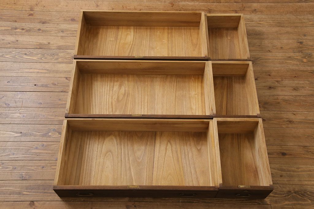 アンティーク家具　和製アンティーク　リメイク　桐材　シンプルで使い勝手の良い箪笥サイドチェスト(サイドボード、引き出し、桐箪笥、桐たんす)