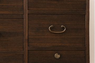 アンティーク家具　和製アンティーク　リメイク　桐材　シンプルで使い勝手の良い箪笥サイドチェスト(サイドボード、引き出し、桐箪笥、桐たんす)