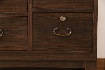 アンティーク家具　和製アンティーク　リメイク　桐材　シンプルで使い勝手の良い箪笥サイドチェスト(サイドボード、引き出し、桐箪笥、桐たんす)