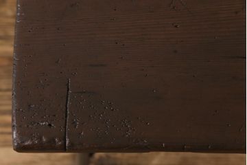 古材リメイク　ジャンクスタイルにおすすめな味わい深い風合いの鉄脚テーブル(サイドテーブル)