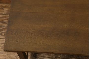 リメイク家具　ナラ材　素朴な木の風合いがレトロなセンターテーブル(ローテーブル、リビングテーブル、作業台)(1)
