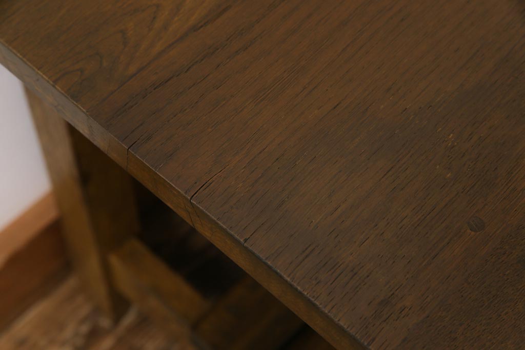 リメイク家具　ナラ材　素朴な木の風合いがレトロなセンターテーブル(ローテーブル、リビングテーブル、作業台)(1)