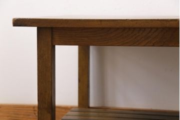 リメイク家具　ナラ材　素朴な木の風合いがレトロなセンターテーブル(ローテーブル、リビングテーブル、作業台)(1)